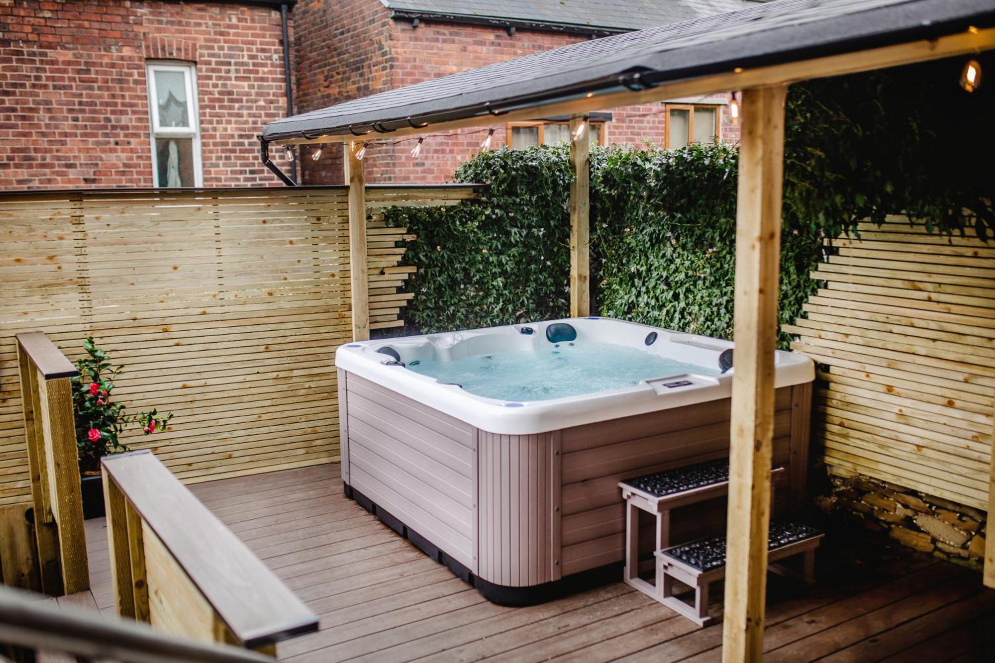 Modern Central Luxury Home With Hot Tub Sauna 11Ppl Sheffield Extérieur photo